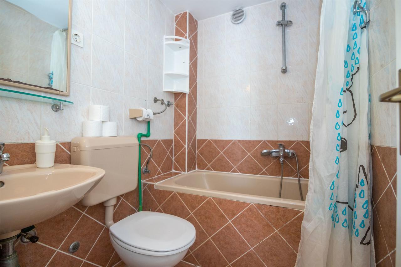 Apartments Antonija Drvenik  Ngoại thất bức ảnh