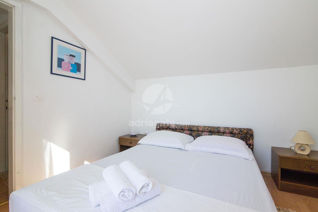 Apartments Antonija Drvenik  Ngoại thất bức ảnh